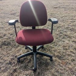 Comfortable Desk Chair 