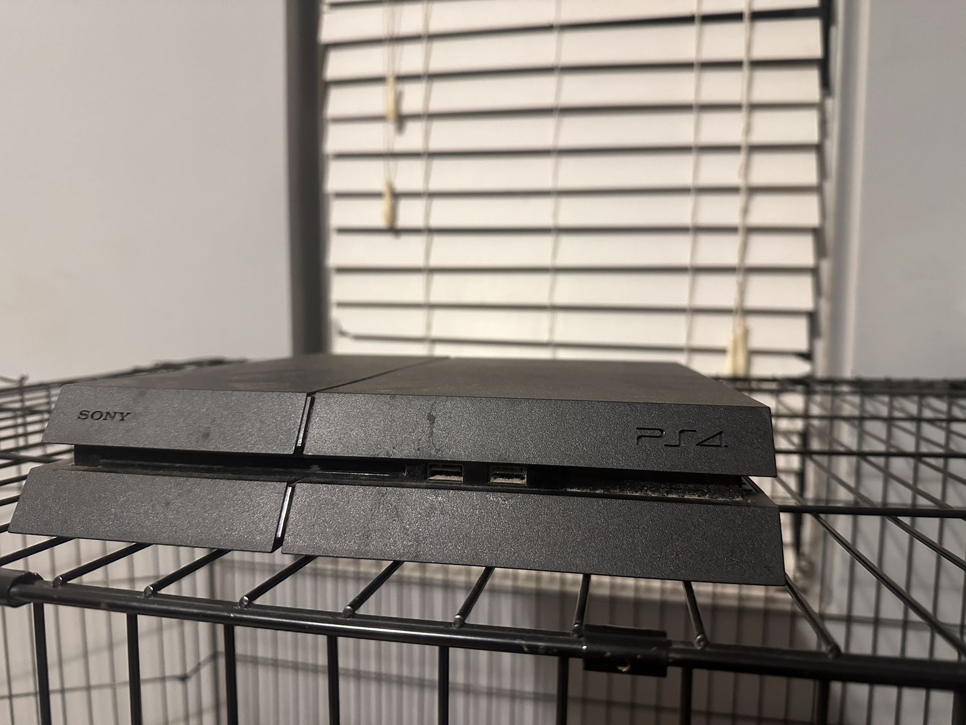 PS4