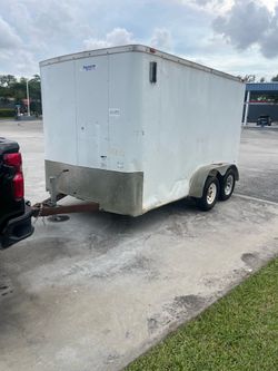 2014 13 ft Enclosed Trailer/ Landscaping