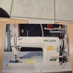 Maquina De Coser Zoge