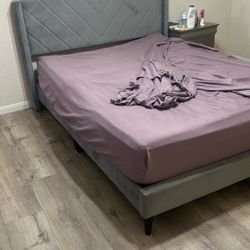 Queen Bed
