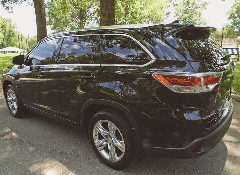 ForSaleByOwner2O15 Toyota Highlander PriceFIRM$18OO