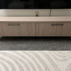 Tv table