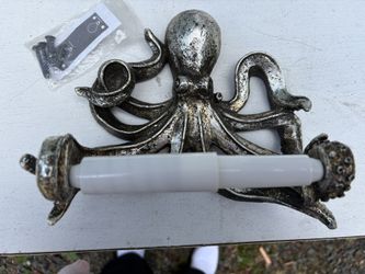 OCTOPUS TOILET PAPER HOLDER