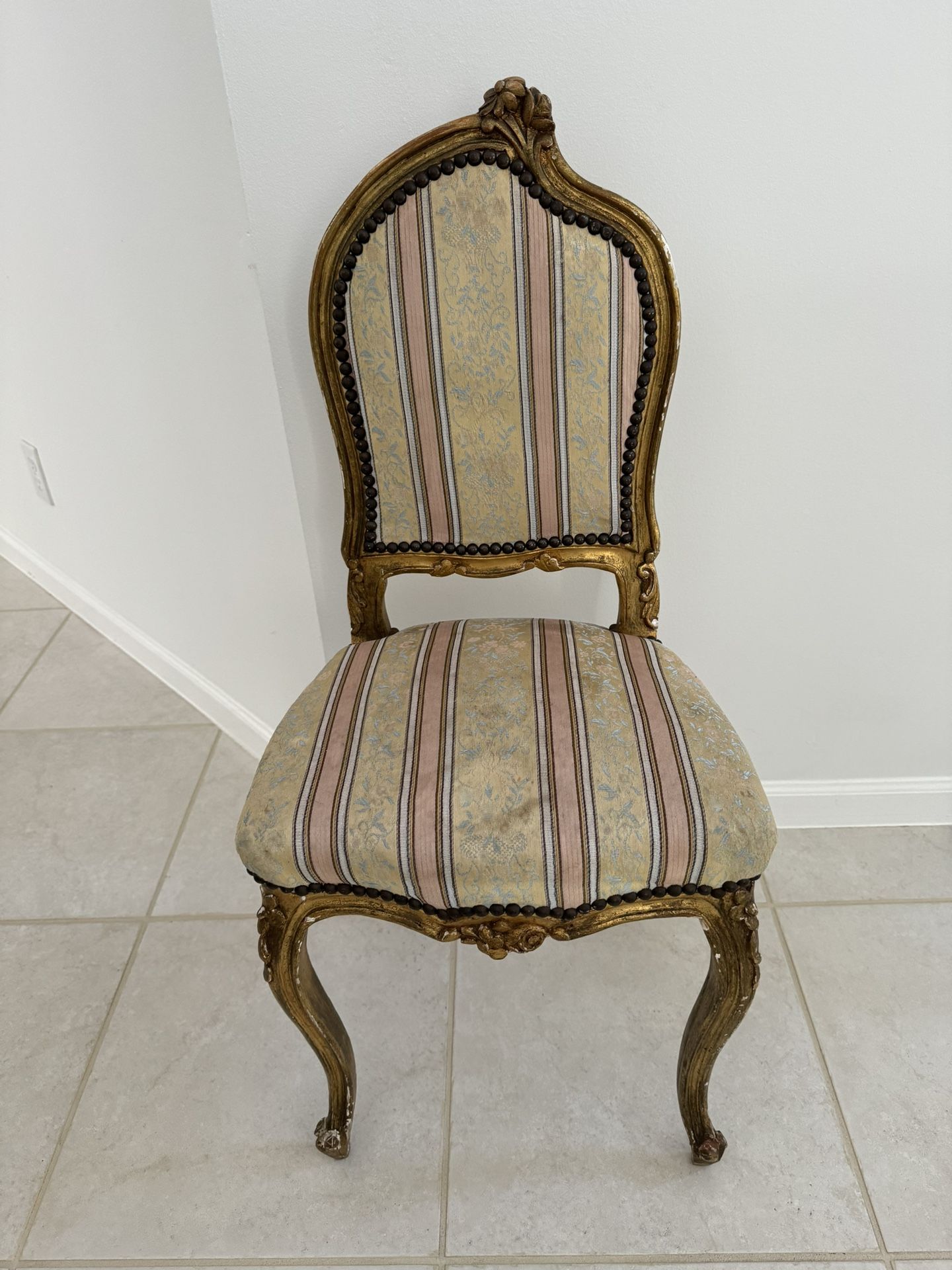 Antique Gold Gilt Chair