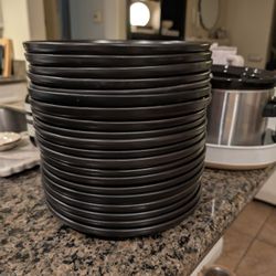 Black Dinner Plates 
