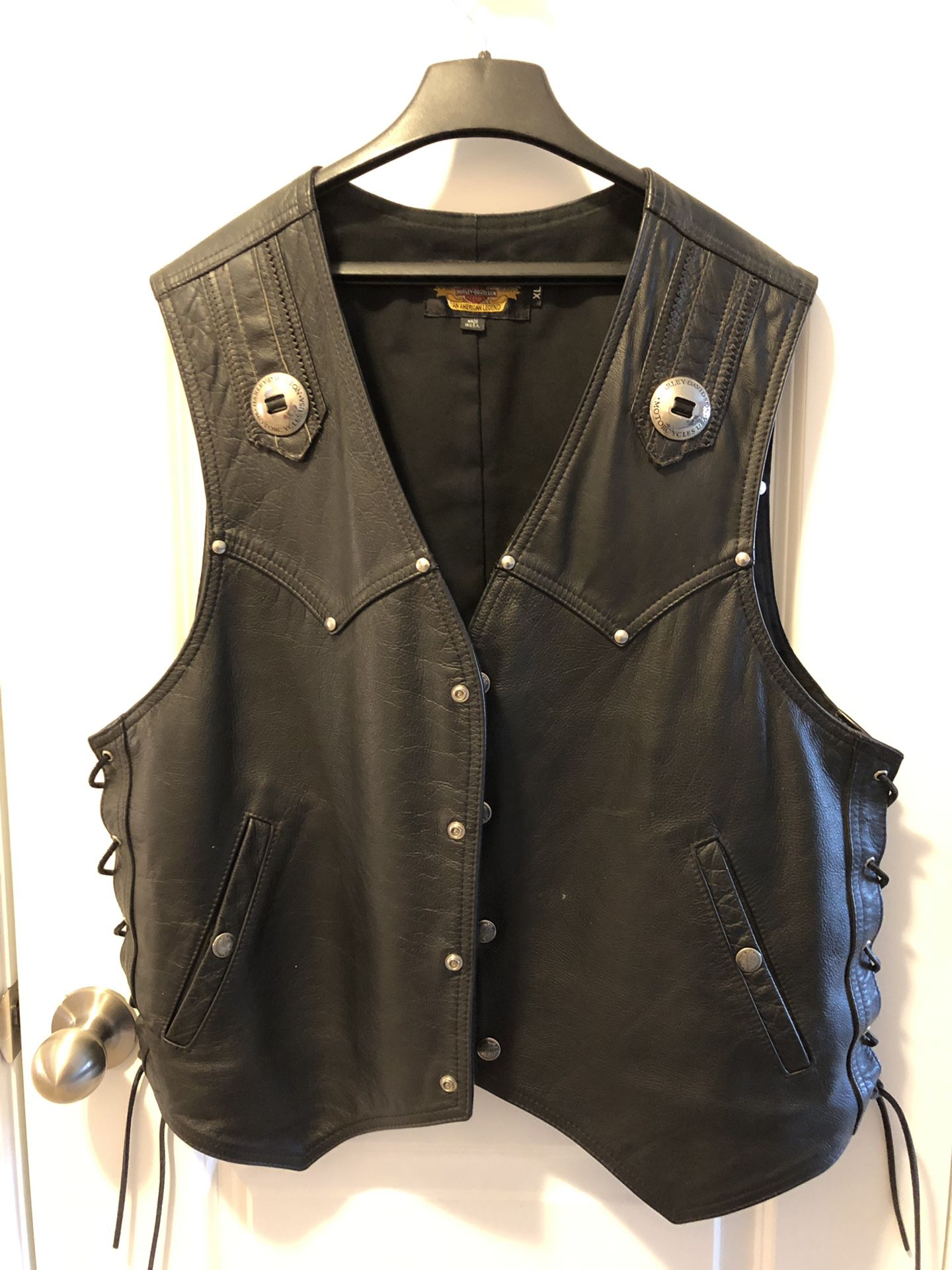 Classic men’s Harley Davidson vest with tassels