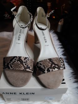 NWT Anne Klein Heels