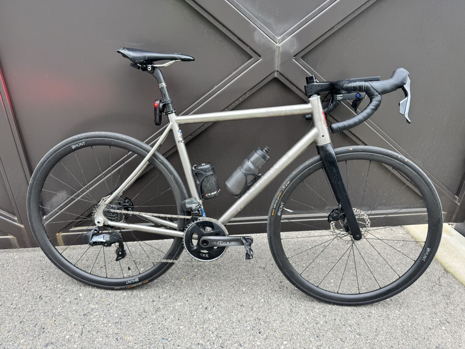 Lynskey Titanium Size M/L 56cm 12 Speed Carbon Wheels 