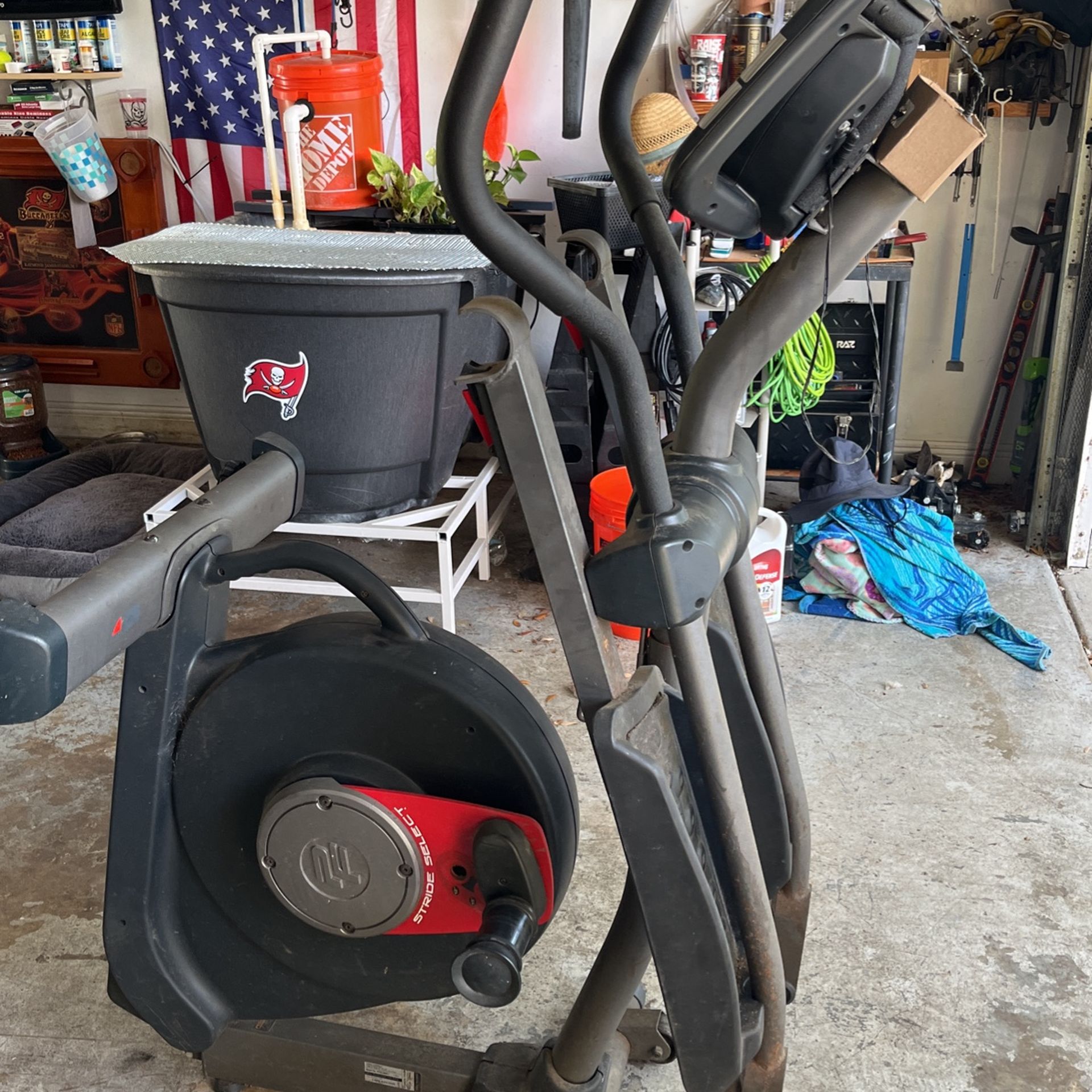 Proform 950 elliptical trainer sale