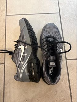 Men’s Nike shoes