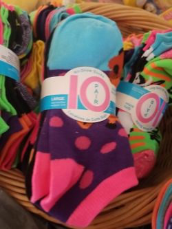 Girls No-Show Packs Of 10 Each Socks ~ $5 Each LARGE 