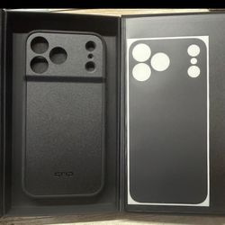 dbrand Grip Case Matte Black iPhone 17 Pro Black Circuit skin brand new