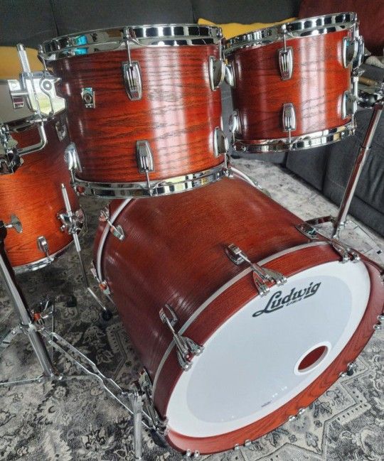 Ludwig Classic Oak 4.pc Drum set
