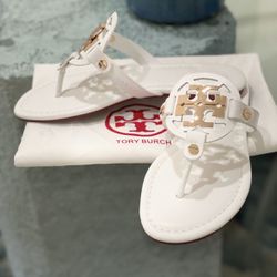 Tory Burch White Gold Logo Leather Size 8