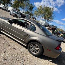2002 Ford Mustang