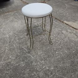 vintage Hollywood Regency style round vanity stool