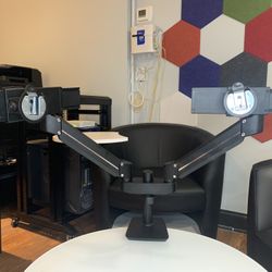 Humanscale M/Flex Dual Monitor Arm – Adjustable & Ergonomic