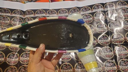 16" Schwinn banana seat