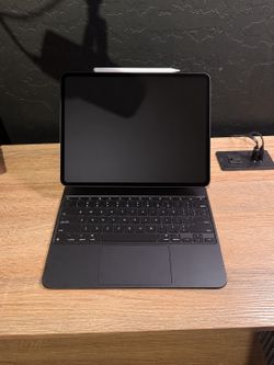 13-inch iPad Pro Wi‑Fi 1TB with nano-texture glass - Space Black