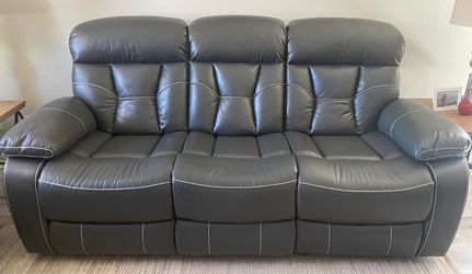 Reclining sofa