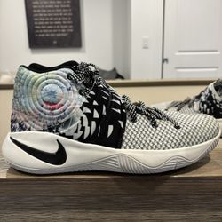 Kyrie 2 ‘Effect’