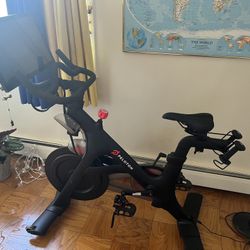 Peloton Cycle