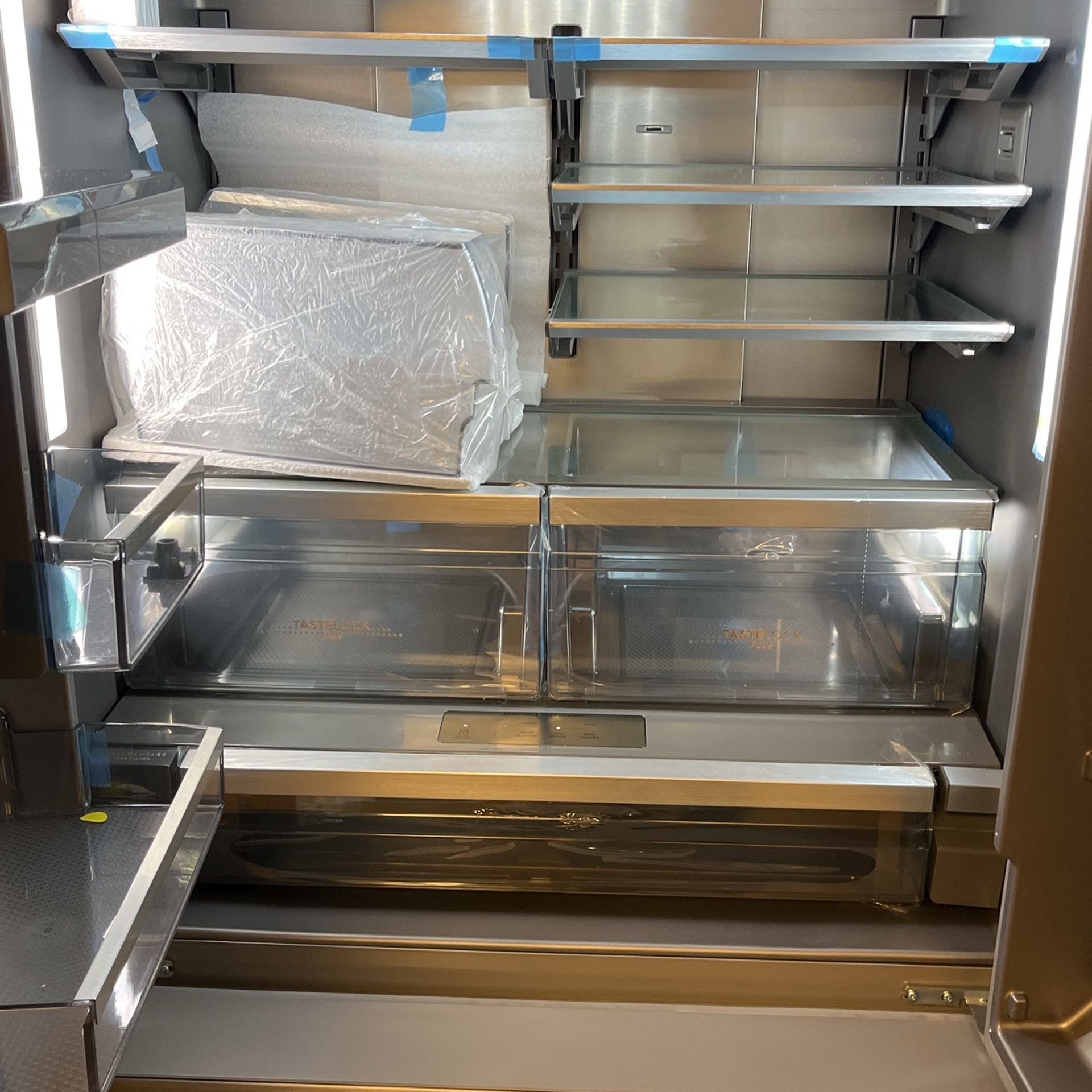 French Door Refrigerator w/ Internal Water Dispenser,New Products : American Fashion Style Bags On Sale