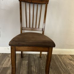 2 Chairs 