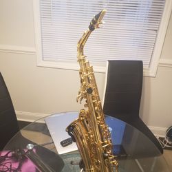 Slightly Used Yamaha YAS-480 Intermediate Alto Saxophone - Gold Lacquer