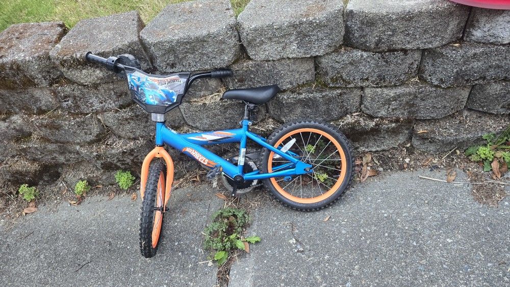 Kids Hotwheels Bike