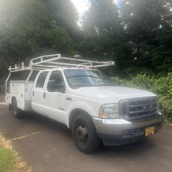 2004 Ford F-350 Super Duty, Diesel, Crew Cab., Dually, Utility, Racks 