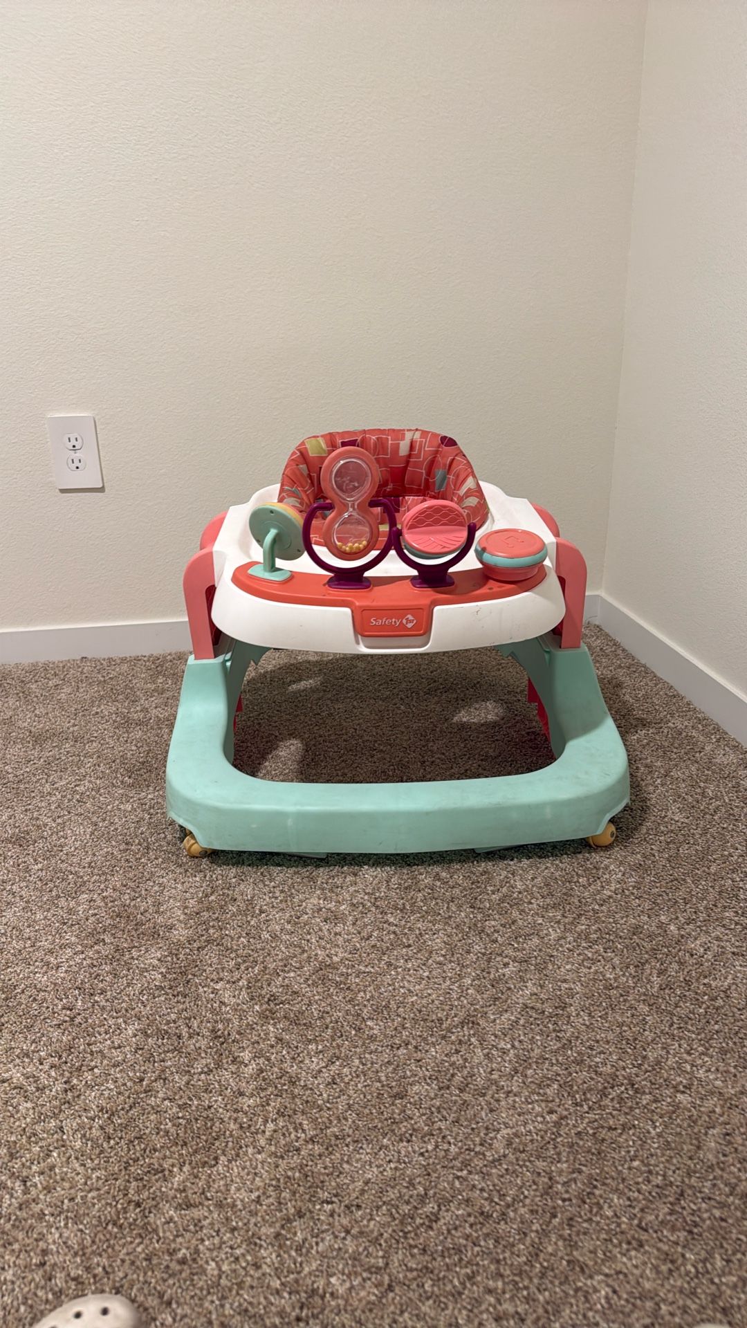 Safety 1st Baby Walker