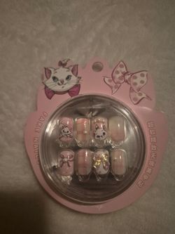Marie (Aristocats) Nails