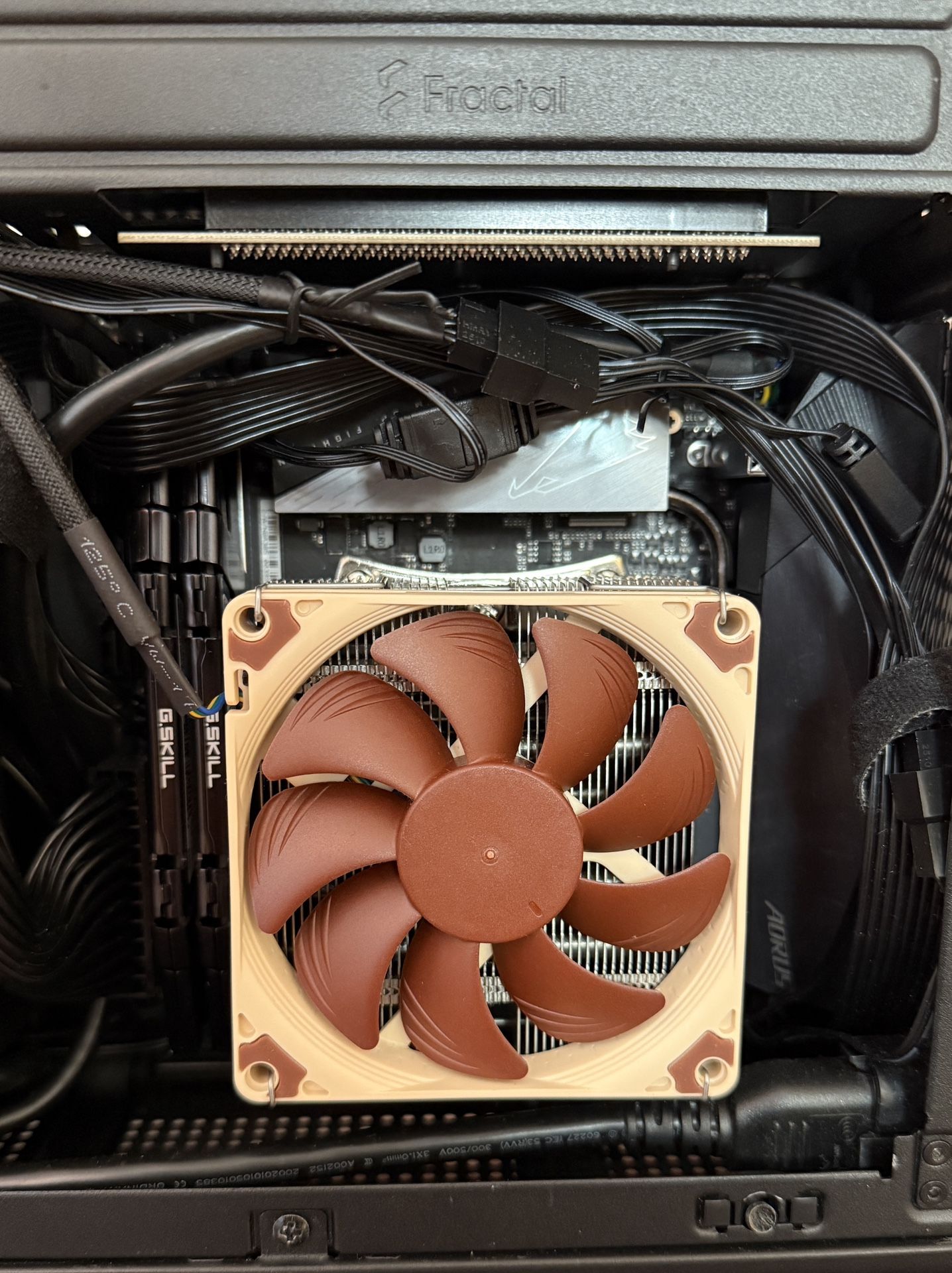 Ryzen 5 5600x + B550i Aorus Pro Ax + 32 GB DDR4-3600 | Bundle