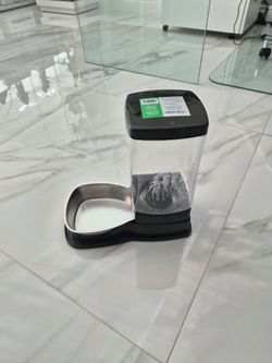 Dog Cat Gravity Waterer