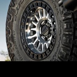 17" KMC IMS w/ 35x12.50R17 Nitto Trail Grappler Tires