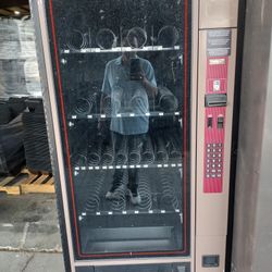 Snack Vending Machines. Both For $600 Or Trade. Send Pic Of What You Have To Offer. 
