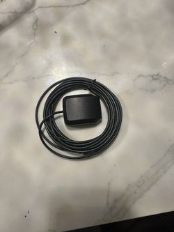 CAR GPS ANTENNA  NEW