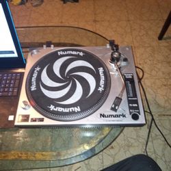 Numark TT-1510