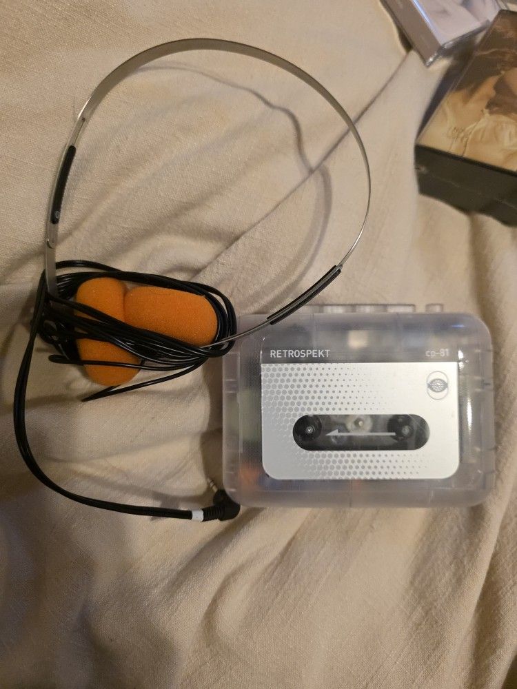Cassette Player Retrospekt