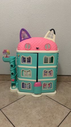 Gabby Dollhouse House