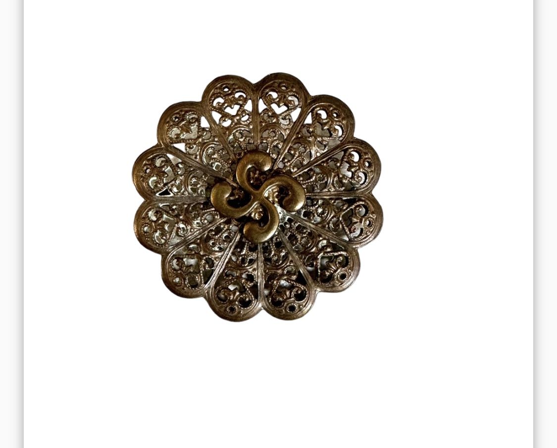 Vintage Filagree Brass Tone Brooch