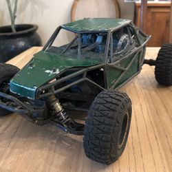 Axial Yeti 1/10 Scale Rock Racer – Batteries & Charger Included