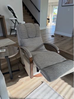 Lazy boy rocking recliner