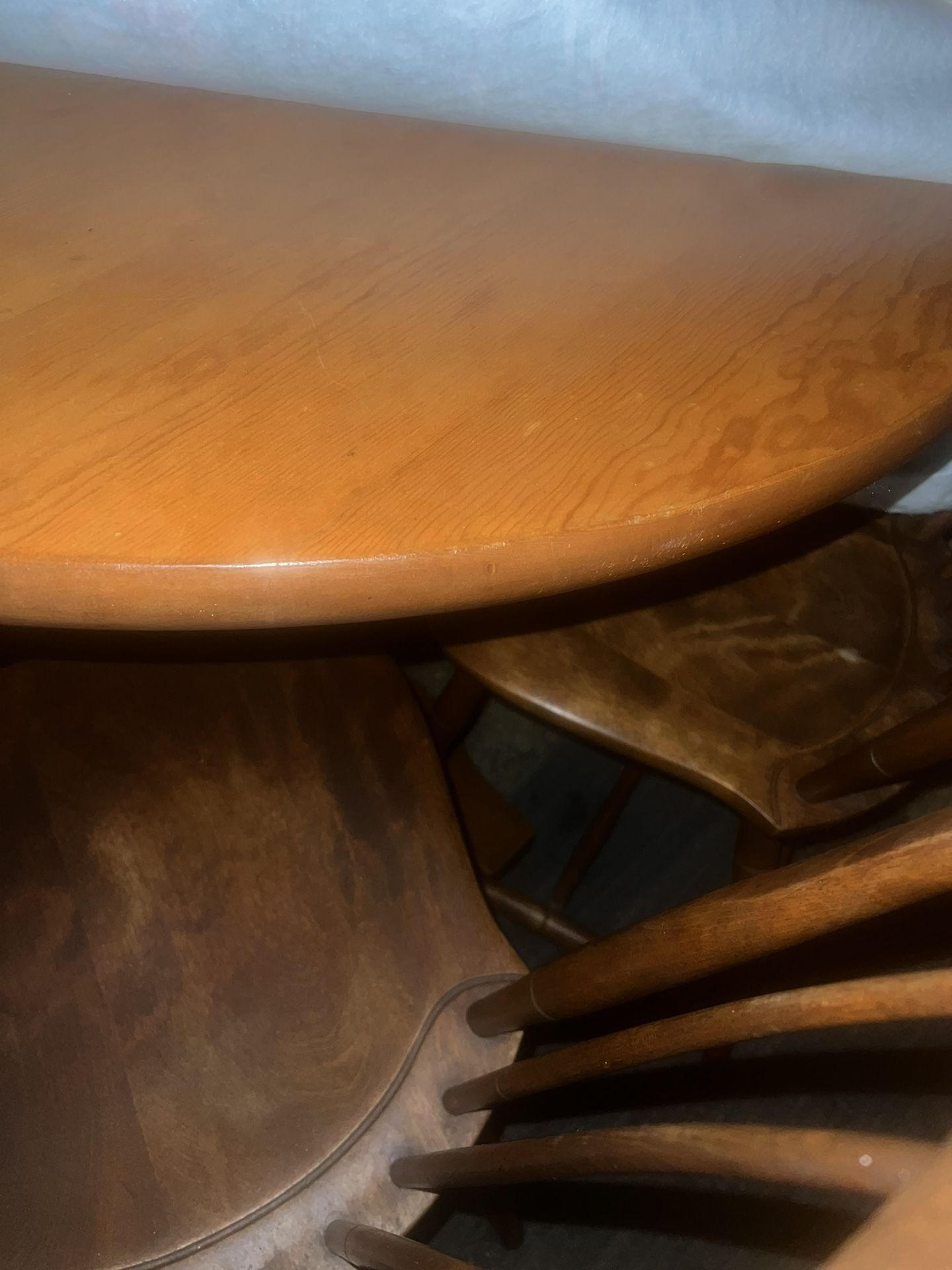 All Wood Round Family Dining Table 4 Chairs 