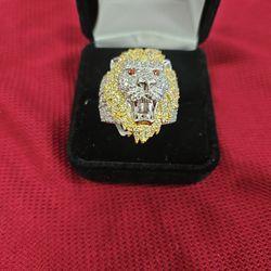 Silver Ring Lion Head Set With 3cts Monsonite Diamonds Biutiful Man's Ring Nice Xmas Gift