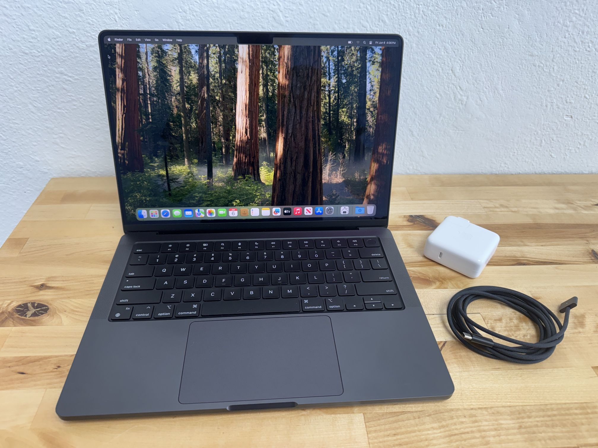 Apple MacBook Pro 14” / M4