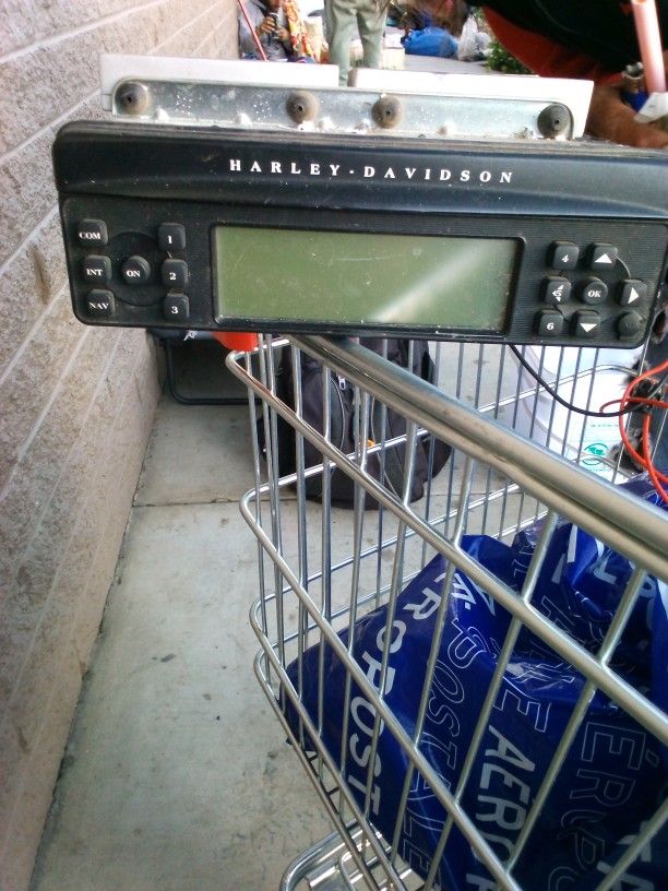 Harley-Davidson OEM Motorcycle Radio / Stereo Head Unit