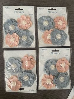 Canvas flowers